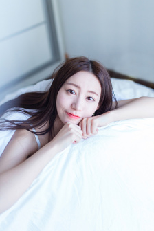 谢俞被塞东西